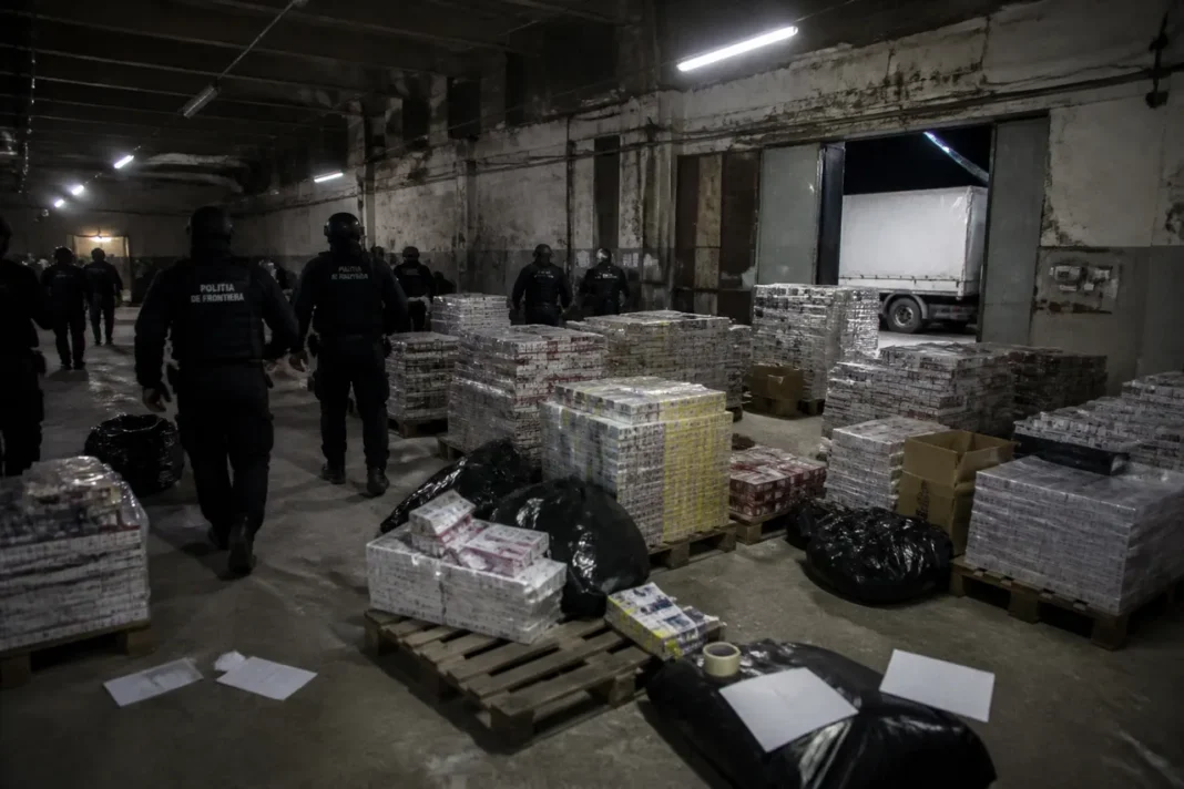 DIICOT a executat 79 de percheziții într-o rețea de contrabandă cu țigarete din Moldova și Ucraina DIICOT a executat 79 de percheziții într-o rețea de contrabandă cu țigarete din Moldova și Ucraina